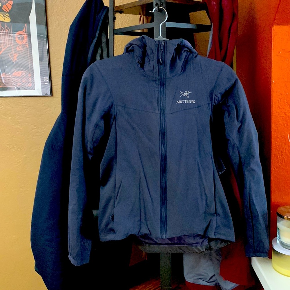 XS Arcteryx hoodie jacket